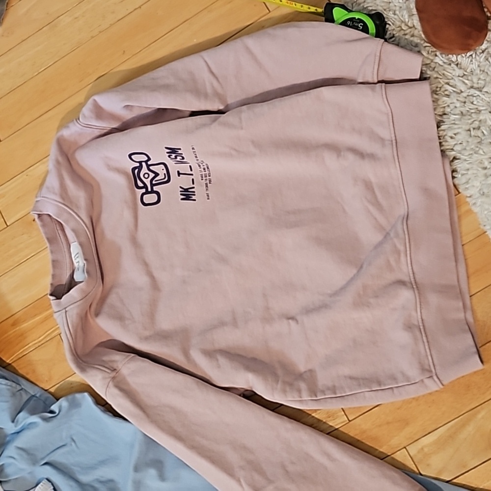 Girls sweatshirt